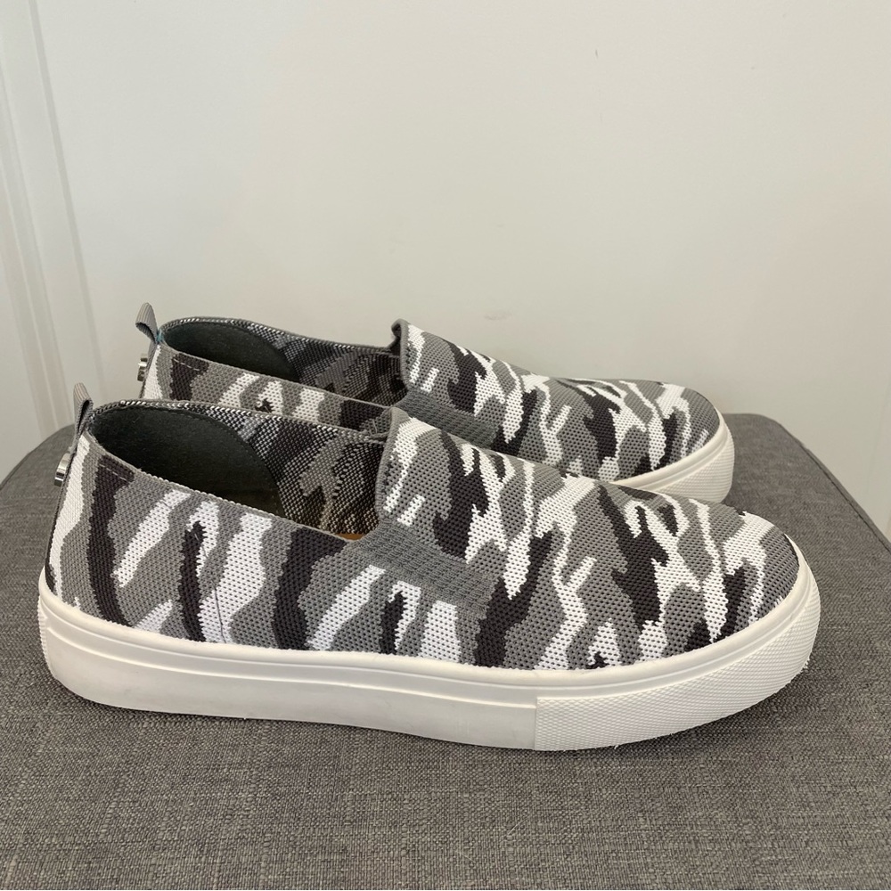STEVE MADDEN Maygee Knit Slip On Platform Sneakers - Gray Camo, size 9.5 - Picture 5 of 12